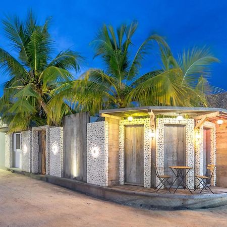 Brickwood Rasdhoo- Beach Front מראה חיצוני תמונה