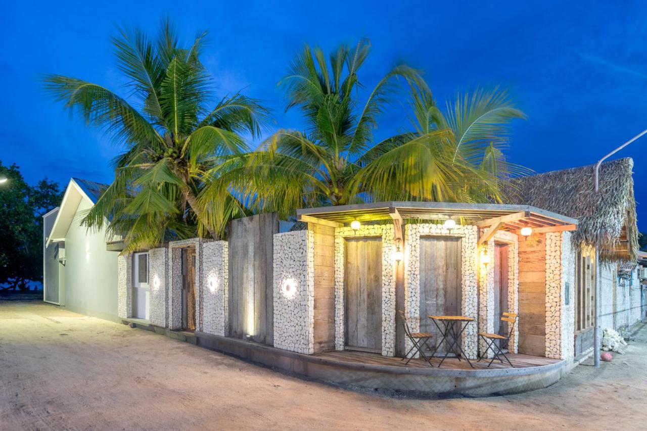 Brickwood Rasdhoo- Beach Front מראה חיצוני תמונה