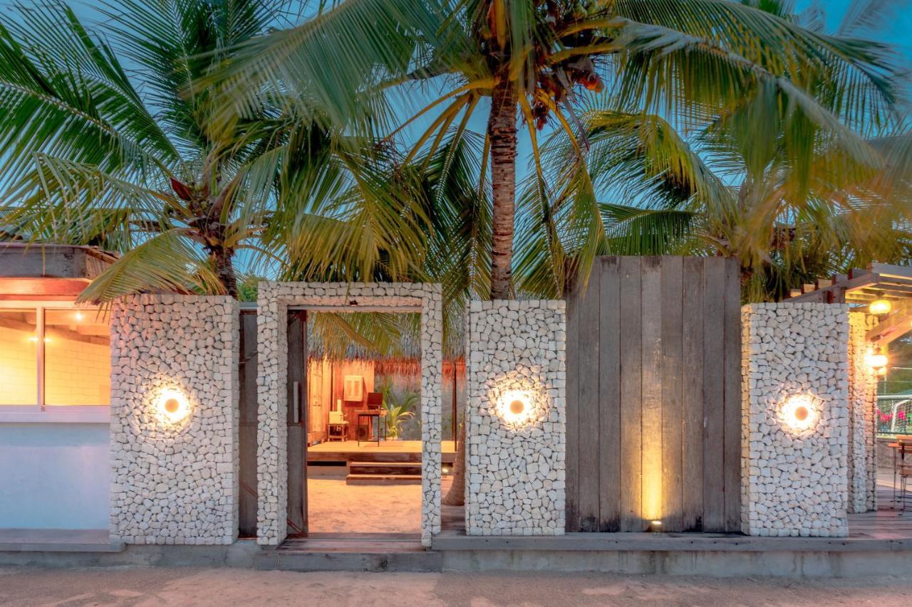 Brickwood Rasdhoo- Beach Front מראה חיצוני תמונה