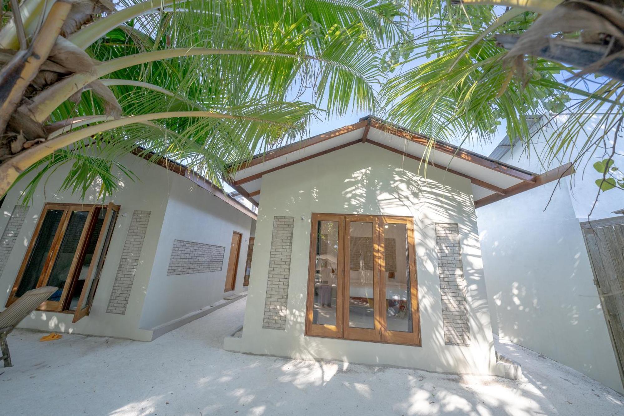Brickwood Rasdhoo- Beach Front מראה חיצוני תמונה